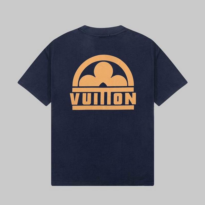 Louis Vuitton Men's T-shirts 117